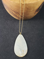 Natural Shell ( Mother of Pearl )